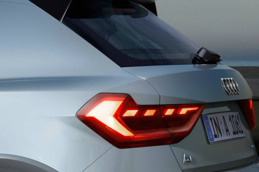 Dettaglio Faro Posteriore Audi A1 Allstreet grigio zinco perla- Audi Reggini concessionaria ufficiale per la provincia di Rimini e San Marino